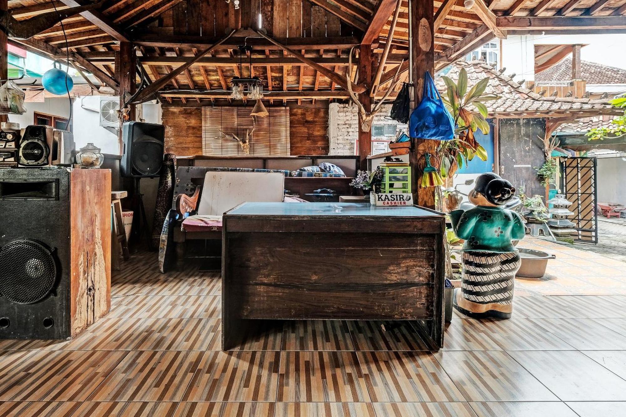 Spot On 91916 Joglo Doyong Homestay Syariah Yogyakarta Kültér fotó