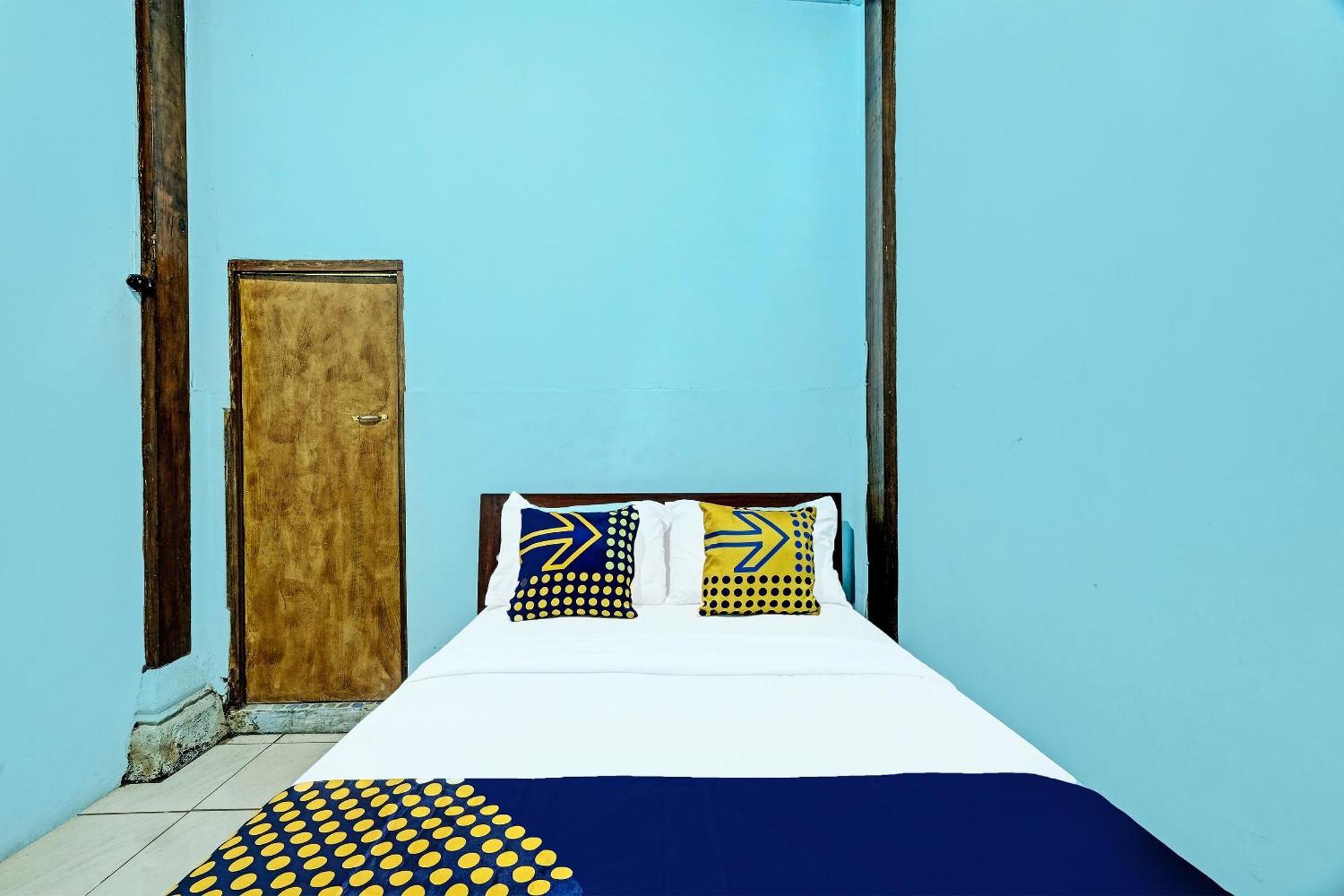 Spot On 91916 Joglo Doyong Homestay Syariah Yogyakarta Kültér fotó