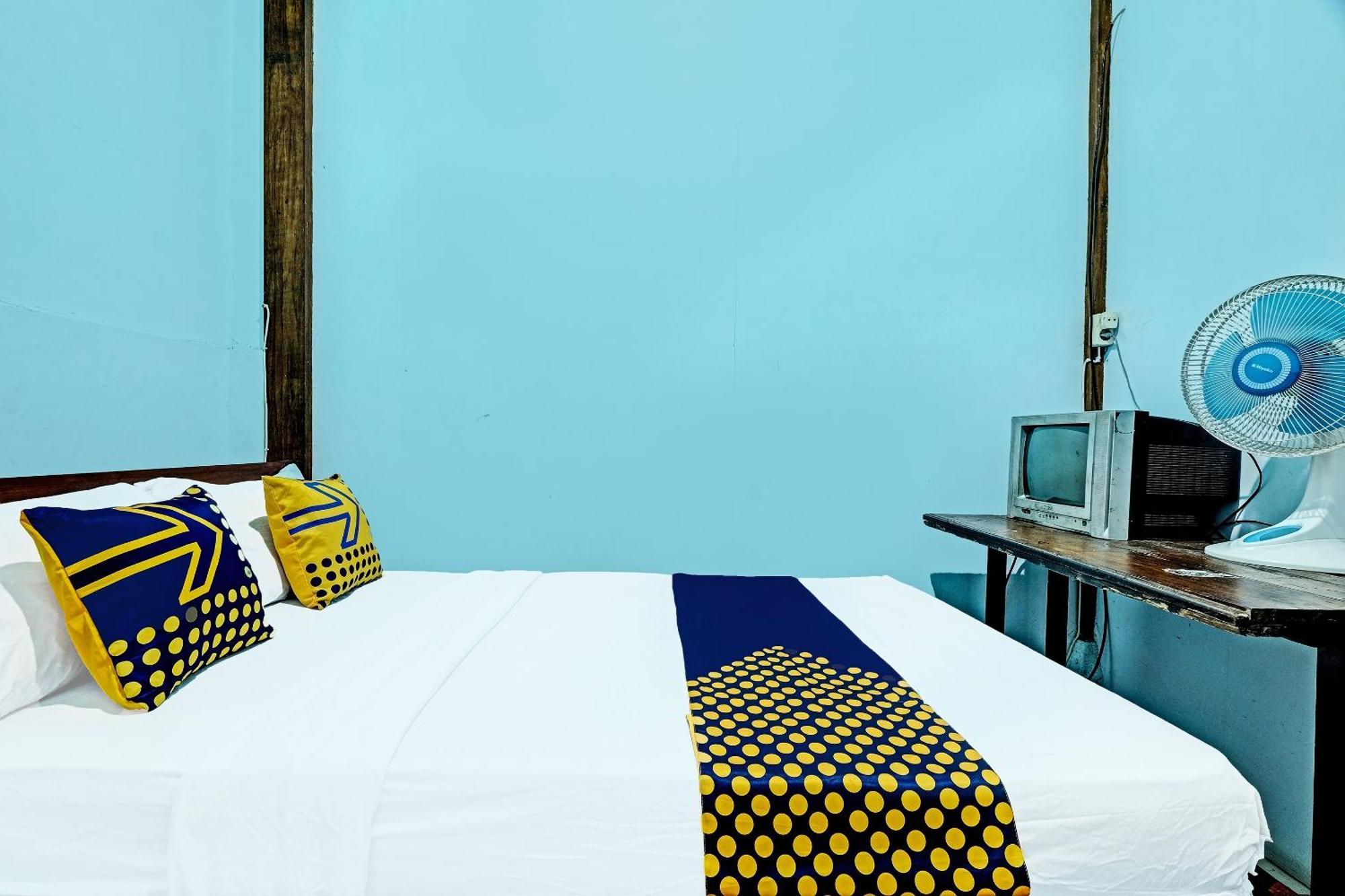 Spot On 91916 Joglo Doyong Homestay Syariah Yogyakarta Kültér fotó